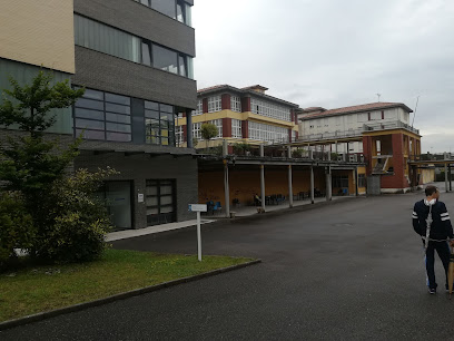 Centro Residencial Arco Iris - Oviedo